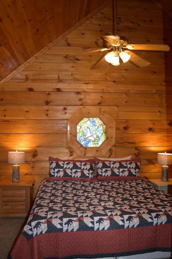 Paradise Point Pigeon Forge Esterno foto